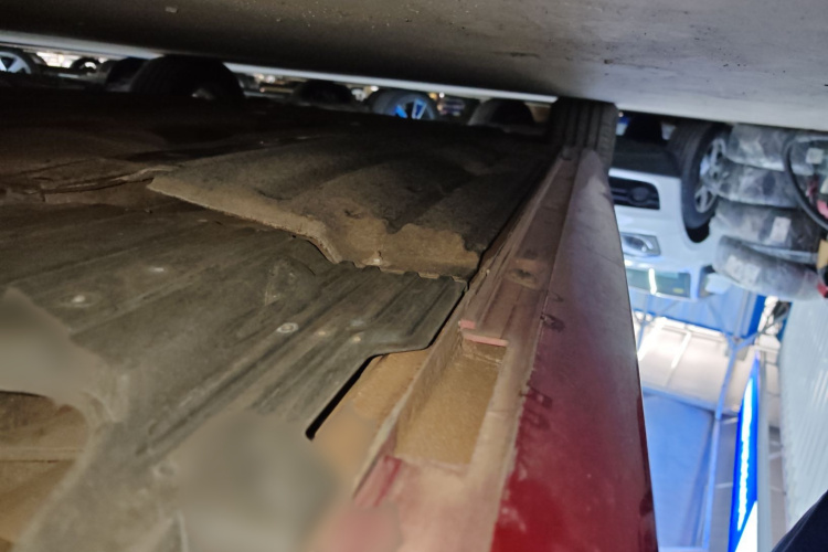 福特 福克斯 2020款 两厢 EcoBoost 180 自动锋潮型局部细节9002