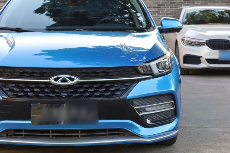 奇瑞 艾瑞泽GX 2019款 Pro 1.5T CVT睿色版 国VI车身外观6013