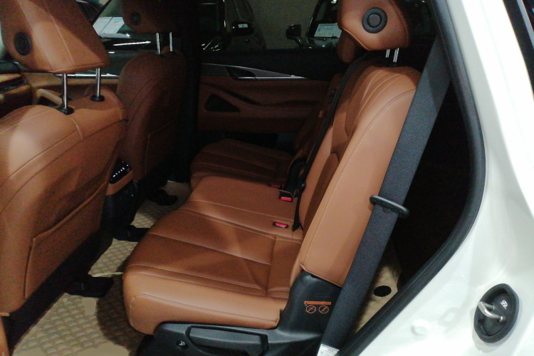 英菲尼迪QX60 2024款 2.0T 悦享版中控内饰21