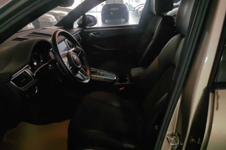 保时捷 2017款  Macan 2.0T中控内饰7001