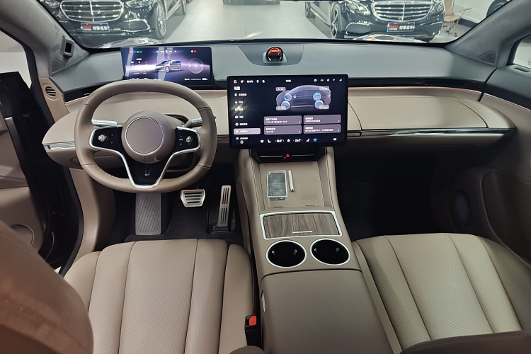 鸿蒙智行 智界R7 2025款 增程 251km Max中控内饰12