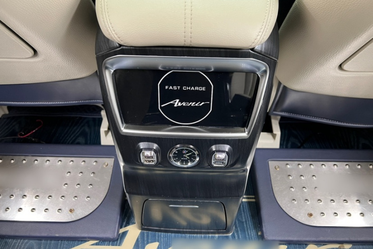 别克GL8 2020款 ES陆尊 653T 舒适型车身外观6006