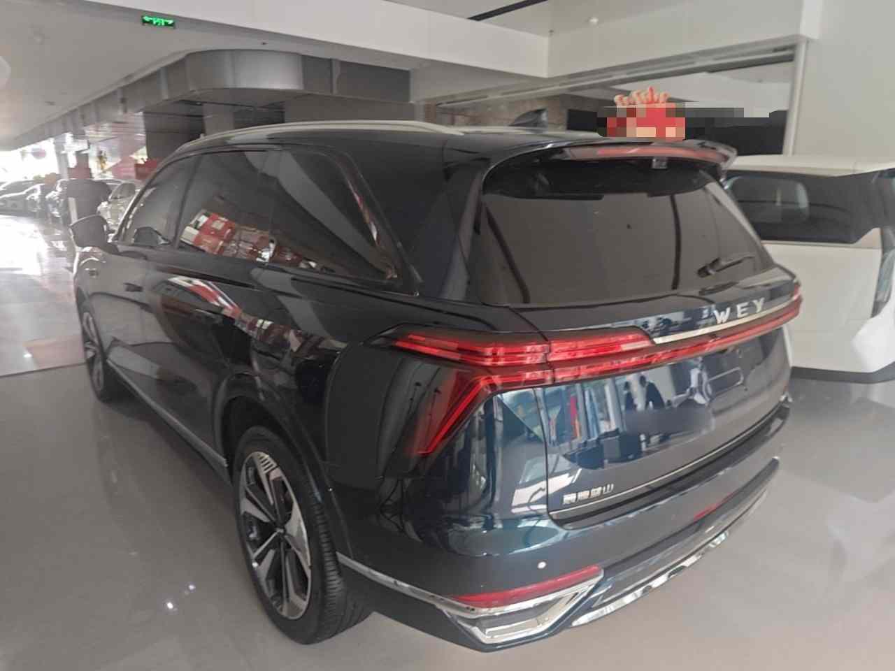 魏牌 蓝山 2025款 四驱 Max(3)