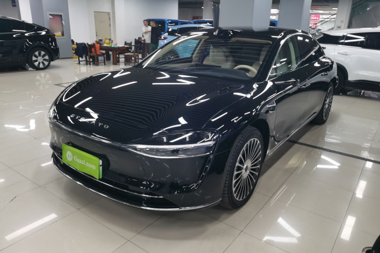 鸿蒙智行 享界S9 2025款 增程 Ultra车身外观1