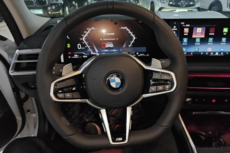 宝马3系 2025款 325Li M运动套装中控内饰13