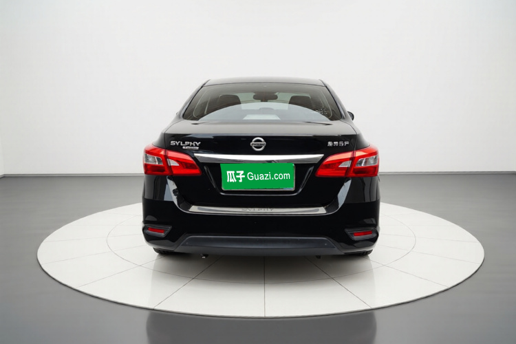 日产 轩逸 2019款 经典 1.6XE CVT舒适版车身外观6