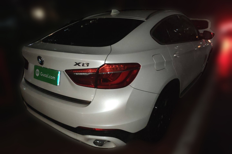 宝马X6 2017款 xDrive28i车身外观7