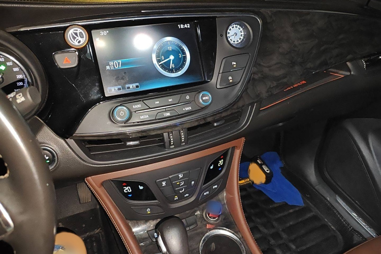 别克 昂科威 2014款 28T 四驱精英型局部细节16