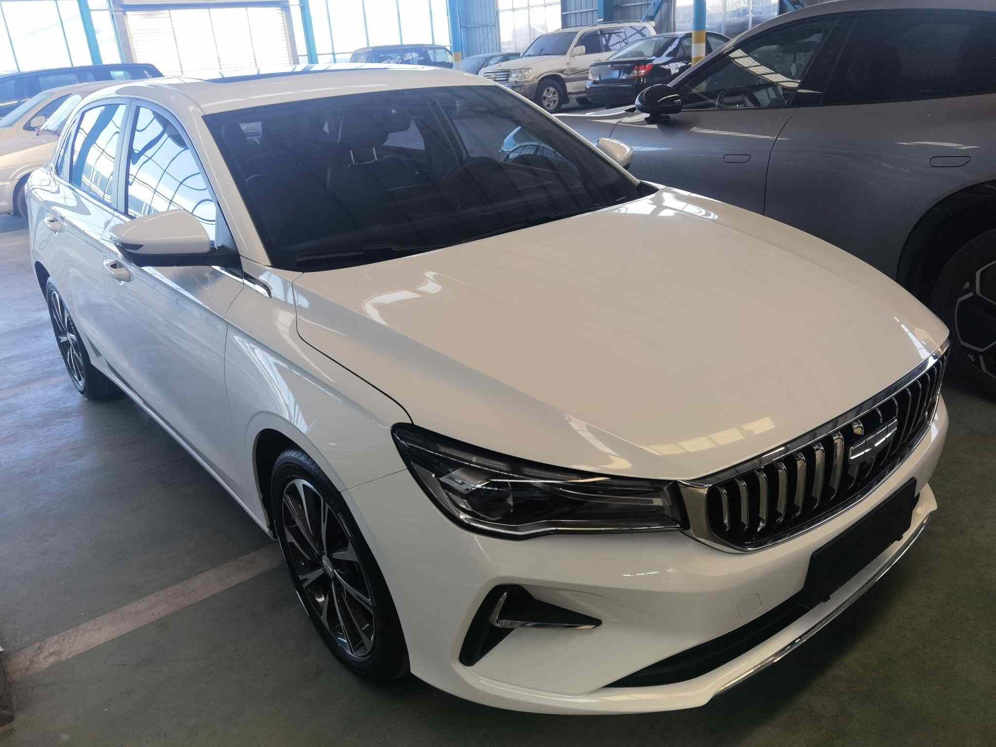 吉利汽车 帝豪 2025款 第4代 1.5L CVT尊贵型(5)