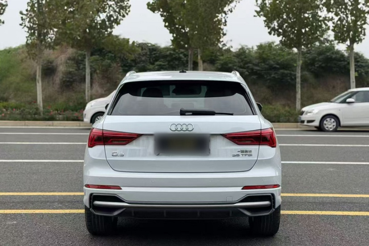 奥迪Q3 2019款 35 TFSI 进取动感型车身外观6003