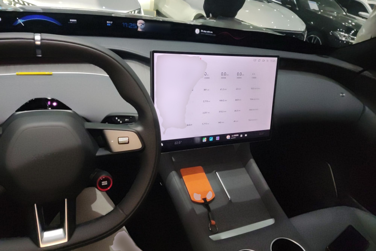 小米汽车 小米YU7 2025款 超长续航后驱版中控内饰12