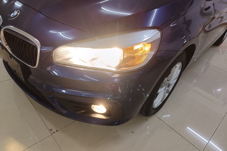 宝马2系旅行车 2016款 218i 时尚型局部细节36