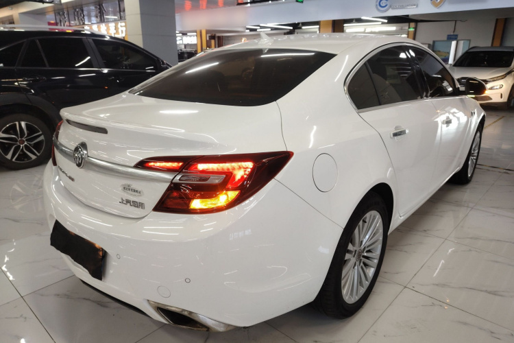 别克 君威 2015款 GS 2.0T 豪情运动版车身外观7