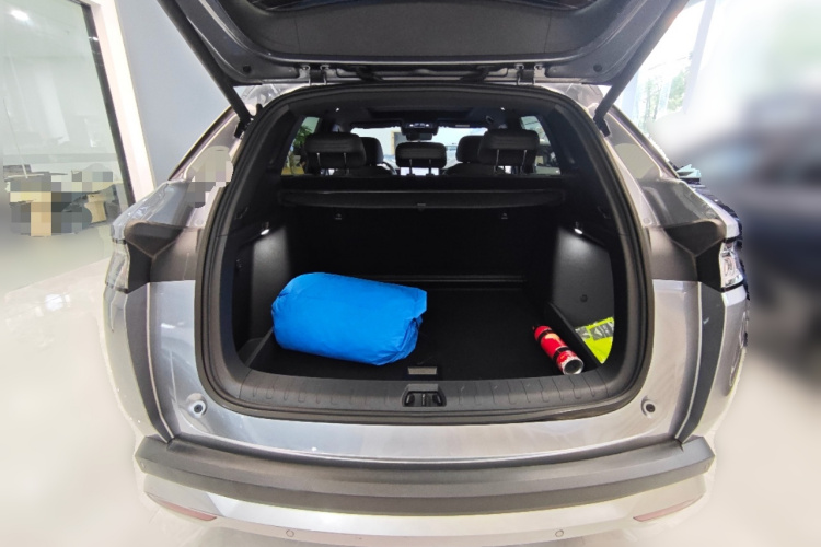 比亚迪 宋L DM-i 2025款 智驾版 112km 超越型中控内饰23