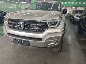 坦克400 2025款 2.4T 柴油版