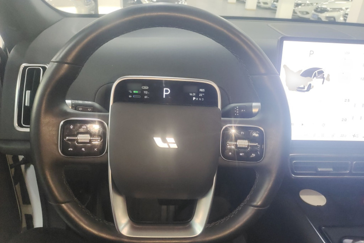 理想汽车 理想L7 2023款 Air中控内饰13