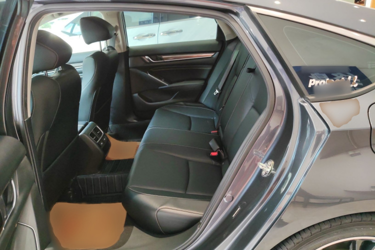 本田 雅阁 2022款 260TURBO 幻夜·尊贵版中控内饰7004