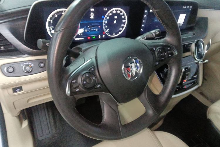 别克GL8 2022款 ES陆尊 653T 智慧旗舰型中控内饰13