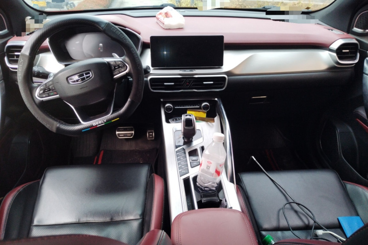 吉利汽车 缤越 2019款 运动款 260T DCT Battle 国VI中控内饰12