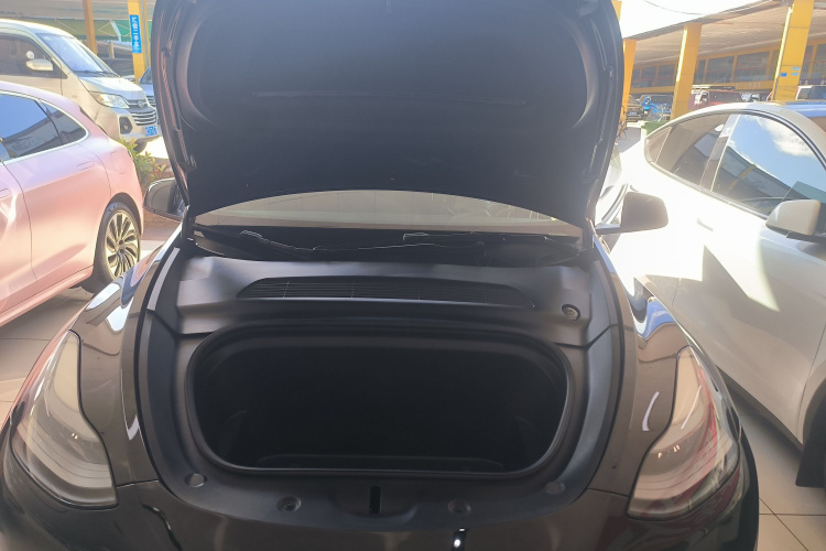 特斯拉 Model Y 2022款 后轮驱动版局部细节24