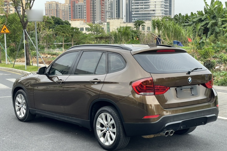 宝马X1 2014款 sDrive18i 时尚型车身外观6004