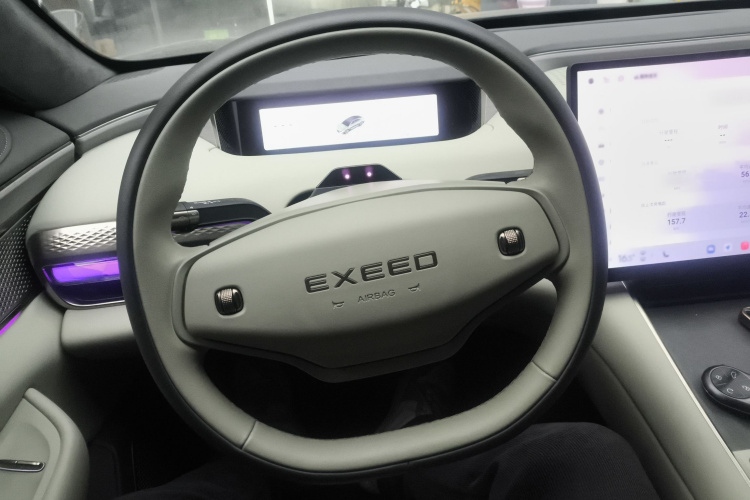 星途 星纪元 ES 2025款 纯电 Ultra旗舰 100kWh中控内饰13