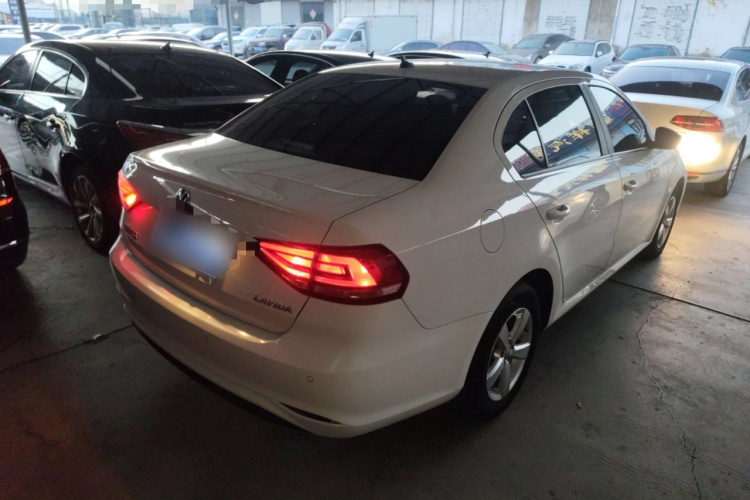 大众 2019款 朗逸启航 1.5L 自动风尚版 国VI车身外观7