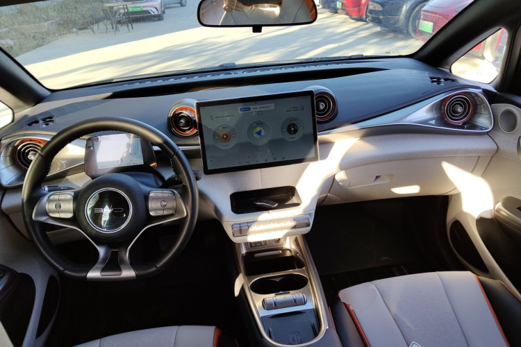 比亚迪 海豚 2021款 405km 时尚版中控内饰12