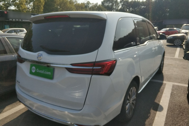 别克GL8 2023款 陆上公务舱 舒适型车身外观6005