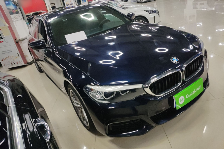 宝马5系 2020款 525Li M运动套装车身外观3