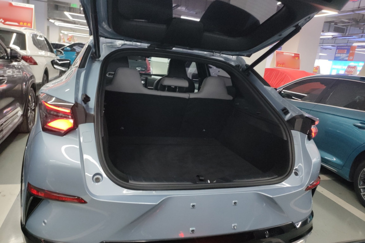 长安UNI-T 2023款 第二代 1.5T 旗舰型机舱底盘23