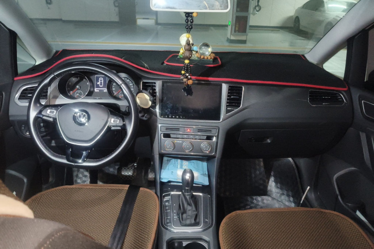 大众 高尔夫·嘉旅 2016款 230TSI 自动进取型中控内饰12