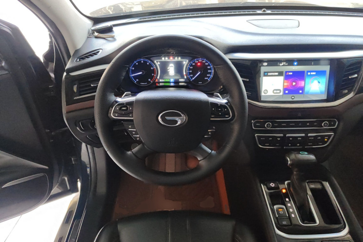 广汽传祺 传祺GS8 2017款 320T 两驱豪华智联版（七座）局部细节13