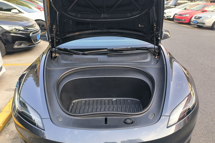 特斯拉 Model 3 2023款 后轮驱动版局部细节24