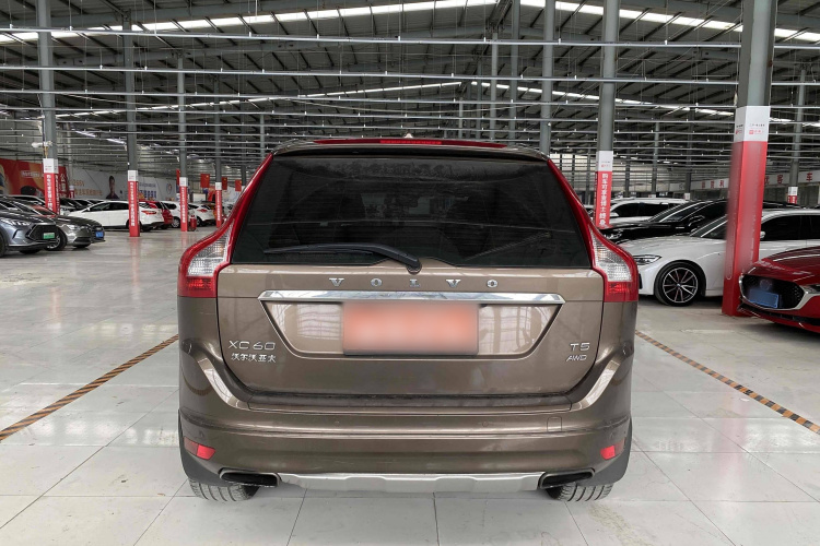 沃尔沃XC60 2015款 T5 AWD 智驭版车身外观6004