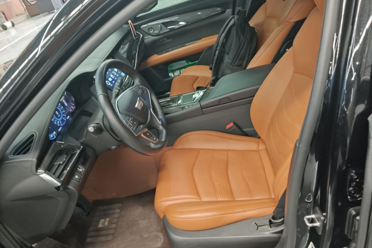 凯迪拉克CT6 2017款 28T 领先型中控内饰19