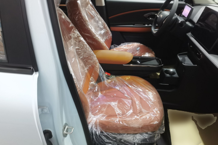江淮钇为 钇为3 2025款 330km 潮悦版局部细节41