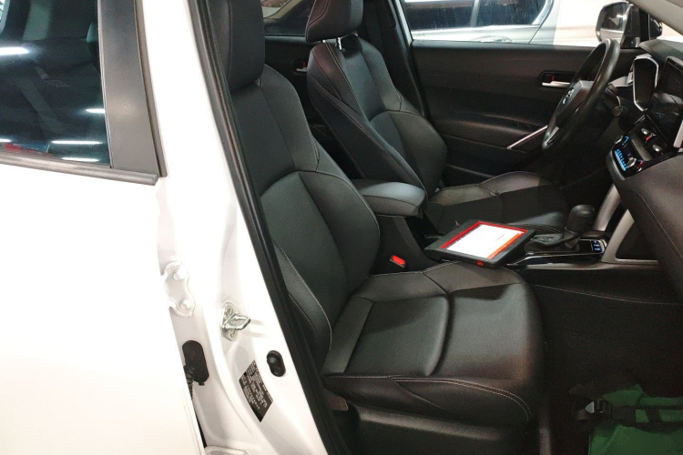 丰田 锋兰达 2022款 2.0L CVT豪华PLUS版局部细节41