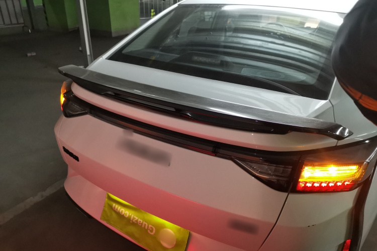 东风风神 奕炫 2024款 1.5L 自动劲速版车身外观6