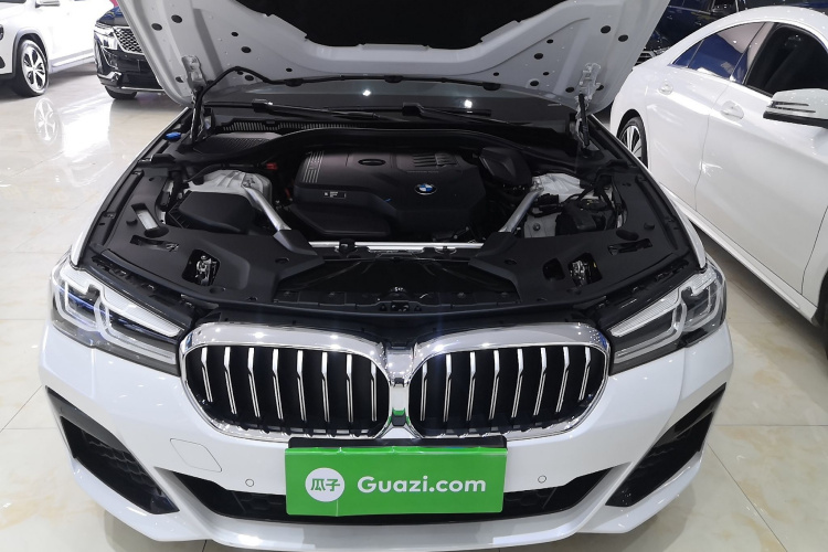 宝马5系 2022款 改款二 525Li M运动套装机舱底盘24