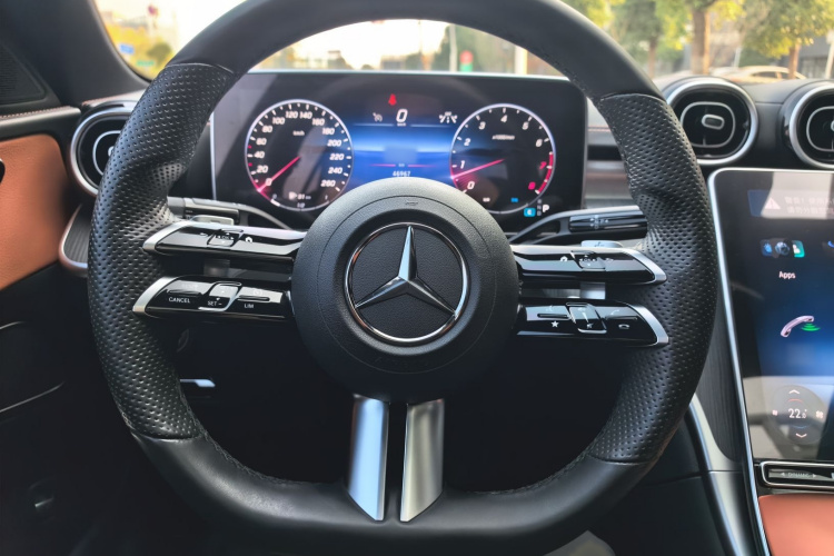 奔驰C级 2022款 改款 C 200 L 运动版局部细节13