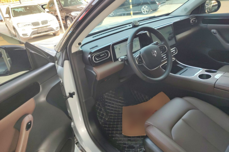 零跑汽车 零跑C11 2023款 纯电 500舒享版中控内饰7003