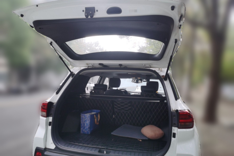 北京现代ix35 2018款 2.0L 自动两驱智勇·畅联版局部细节23