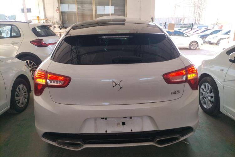 DS 5 2015款 1.6T 雅致版THP160车身外观6004