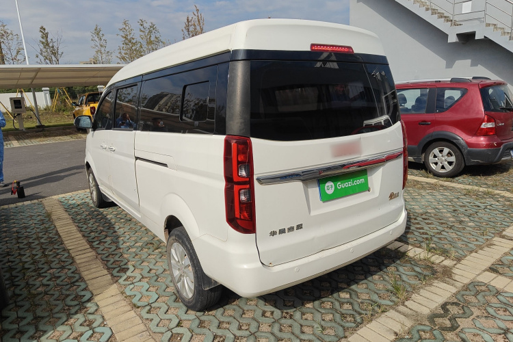 金杯 金海狮 2021款 1.5L 客车工程狮 7座车身外观6003