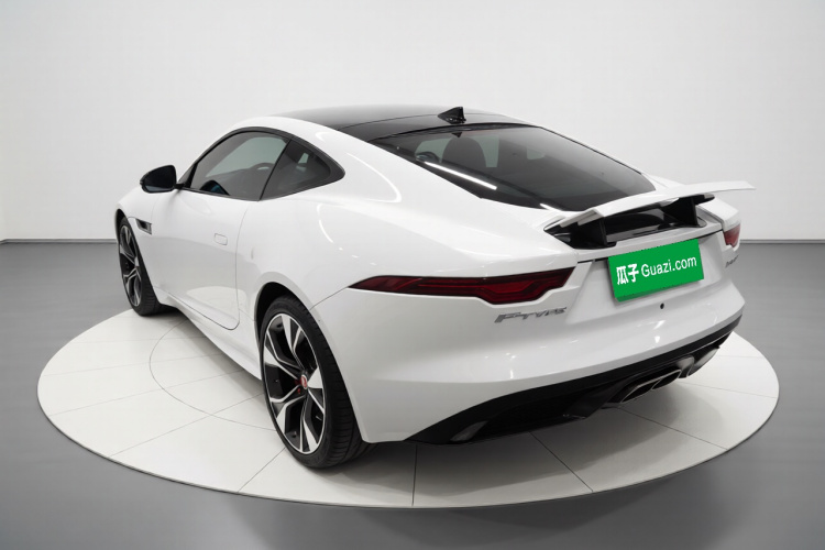 捷豹F-TYPE 2021款 P300 后驱First Edition硬顶版车身外观5