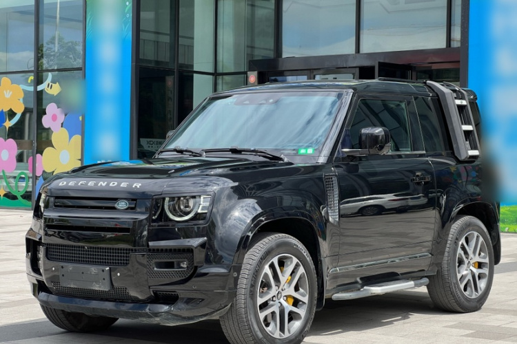 路虎卫士 2023款 90 3.0T P400 XS车身外观6001