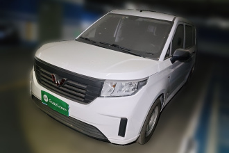 五菱汽车 五菱宏光PLUS 2020款 1.5L 手动标准型 5座