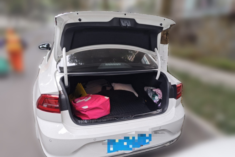 大众 凌渡 2019款 280TSI DSG舒适版 国VI中控内饰23