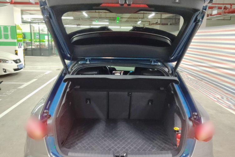 奥迪A3 2021款 Sportback 35 TFSI 时尚运动型机舱底盘23